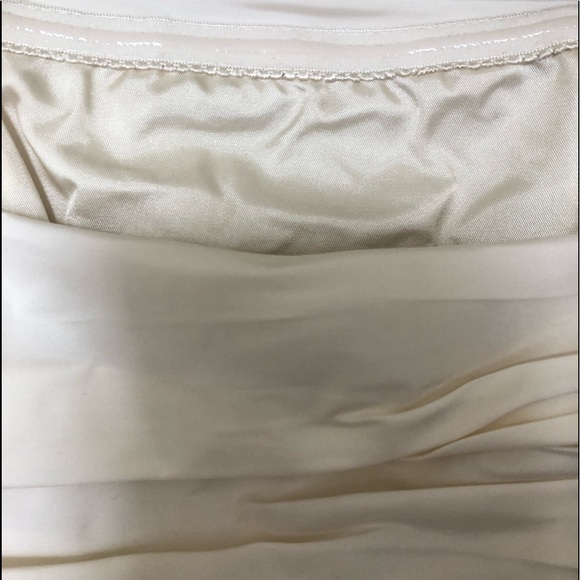 BCBG TULLE 3D Floral Short wedding Dress Bridal 2 - Picture 9 of 12